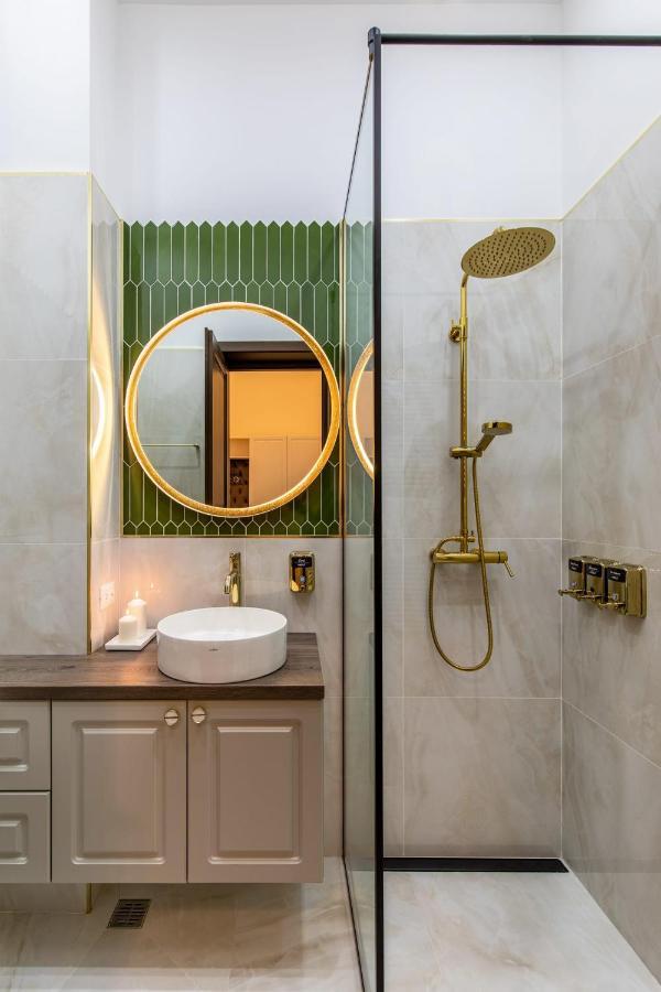 Holt Old Town Luxury Suites Bucureşti Exterior foto
