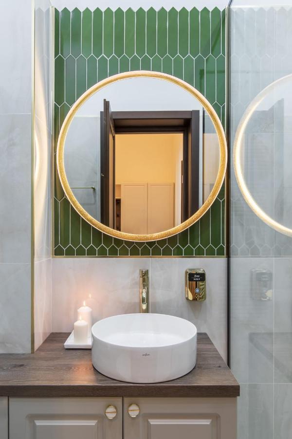 Holt Old Town Luxury Suites Bucureşti Exterior foto